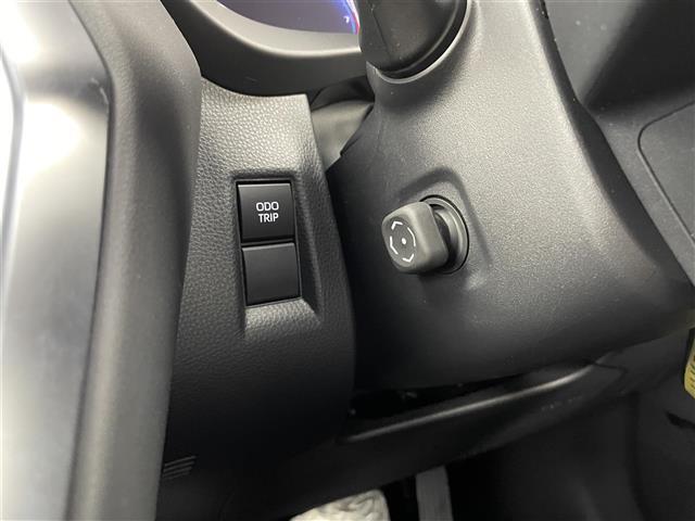 【付属品】このクルマ限定で使える装備品が付いています！使い方などはぜひ実際に店舗にお越しいただき、専門スタッフにお尋ねください！