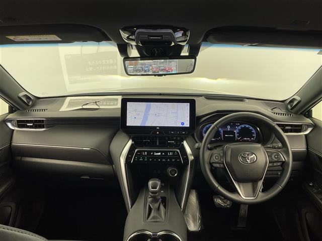 【インパネ全体】全方位で視界が広く、高い目線で運転もしやすいです！