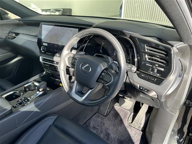 【インパネ全体】『インパネ全体』の画像になります。写真の内容に関してご不明点、ご質問等がございましたらお気軽にガリバー店舗までお問い合わせください。