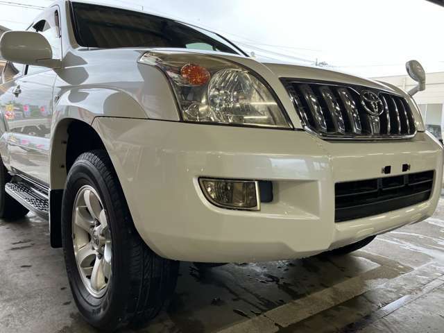 新車、中古車、各種お取り寄せできます。全国スケールのネットワークからご希望の一台を一緒にお探しします。お客様のご利用目的や経済条件に、ピッタリ沿ったお車を探します。