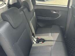 後部座席ともに状態も良いです。