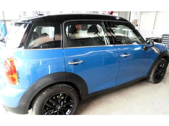 遠方の場合は、別途陸送費等が掛かりますので一度お問い合わせくださいませ。