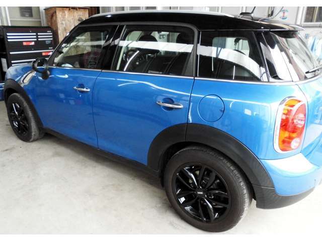 又、一部クレジットカードの利用や、端末決済などの利用も可能ですので担当スタッフ迄ご連絡お待ちしております♪