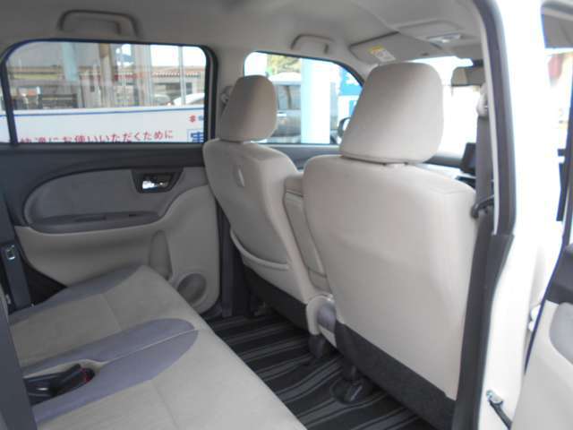 シート綺麗です