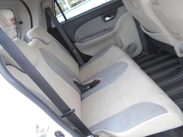 シート綺麗です