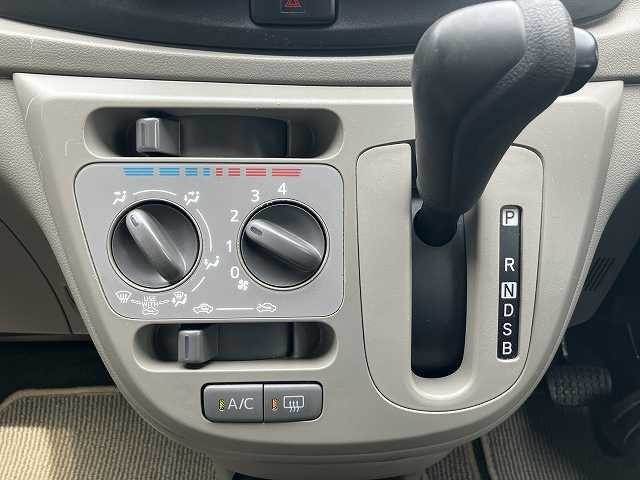 掲載後わずか1日で売れてしまう車も多いです！売約済みだとご迷惑をお掛けしてしまう為、ご来店の際は事前に　電話番号　0078-6002-230748　　へご連絡を♪
