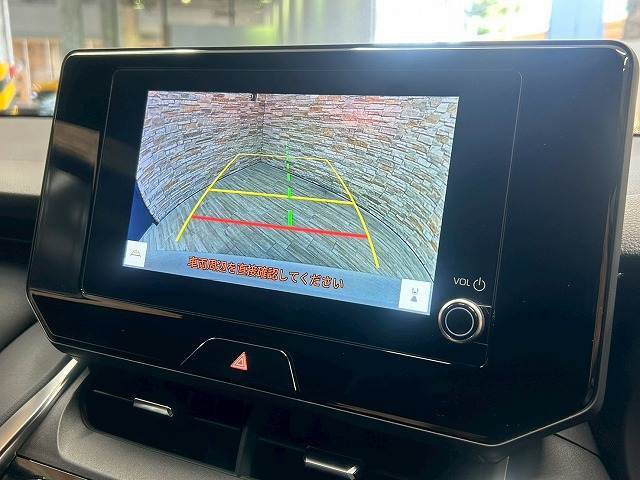 【バックモニター】装備で駐車が苦手な方も安心です！