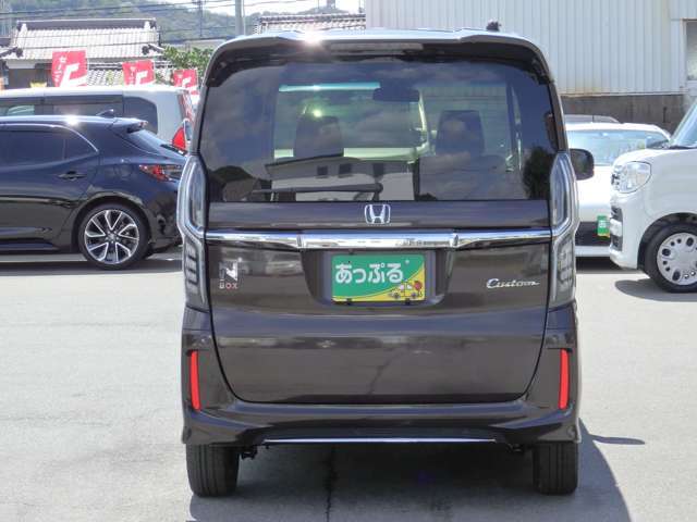 （株）あっぷる関西は業界経験者多数在籍！！新車ディーラー営業・大手中古車ディーラー営業・新車ディーラー整備士など、豊富な知識と経験をお客様の車選びや納車後のサポートをお手伝いさせて頂きます。