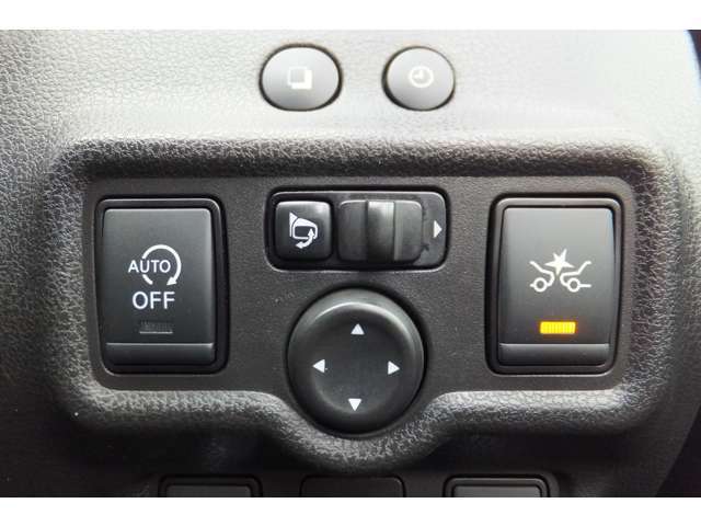 気になる箇所がございましたら、お電話にて車両を確認しながら状態をお伝えさせていただくことも可能です。また、写真をメールやLINEなどでお送りさせていただくことも可能です。お気軽にお問合せ下さい。
