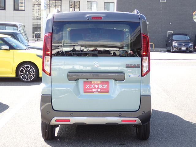 個性的なバックビュー。ショッピングにレジャーに大活躍！車の詳細はスタッフへおたずねください！