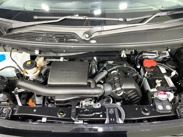 親切・丁寧な専門メカニックスタッフが応対！・車検・点検整備・事故等の修理などアフターサービスも安心。お車のカスタマイズもネクステージのサービススタッフまでご相談ください！