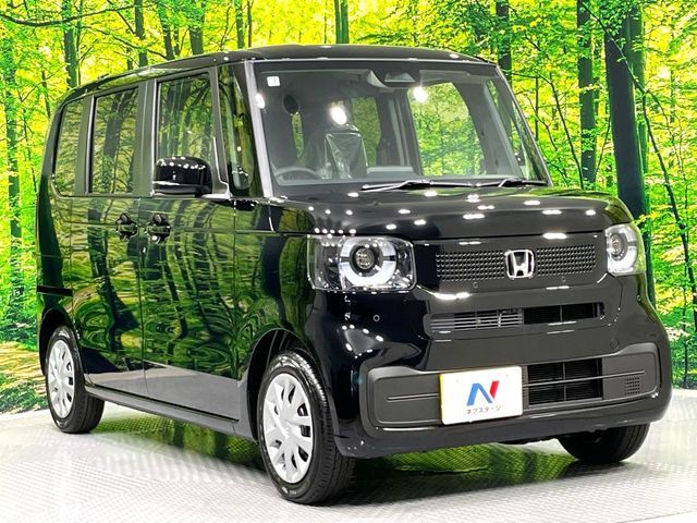 大好評のボディコーティング「弾スプラッシュコート」もご納車までに施工可能。通常のガラスコートと異なる、耐久年数6年の無機質ガラスコーティングが、ボディをキレイな状態に保ってくれます。