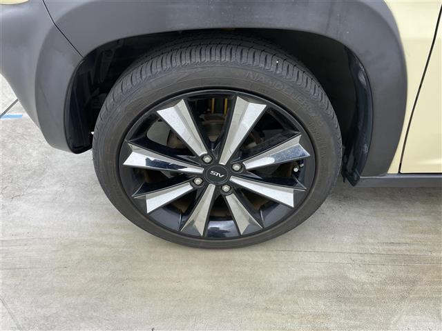 【タイヤ・ホイール】『タイヤ/ホイール周辺』の画像になります。写真の内容に関してご不明点、ご質問等がございましたらお気軽にガリバー店舗までお問い合わせください。