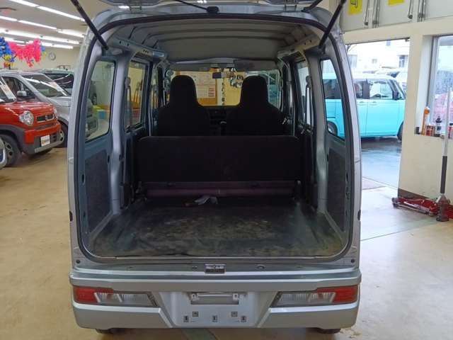整備工場併設！購入後の車検・修理もお任せください♪