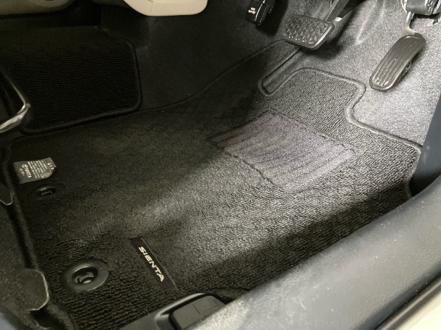 ★専門スタッフが真心込めて内外装の隅々まで徹底的にクリーニングを実地★もちろん除菌抗菌しております！！ ☆キレイな状態でご納車させていただきます☆