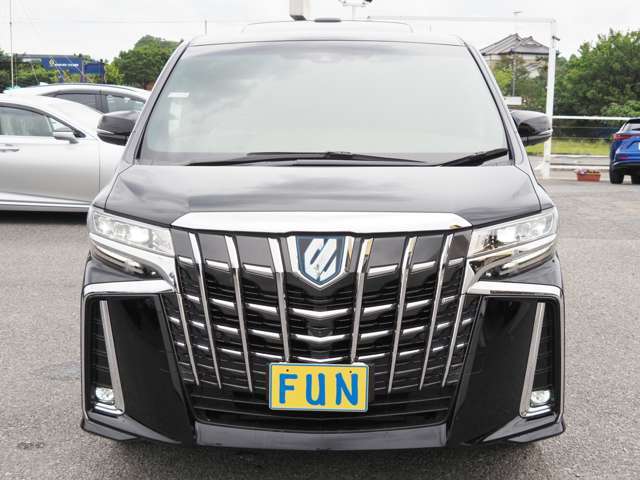 安心のワンオーナー車・内外装とてもきれいなアルファードHVエグゼクティブラウンジSが入庫しました。ご来店・お問い合わせお待ちしております。