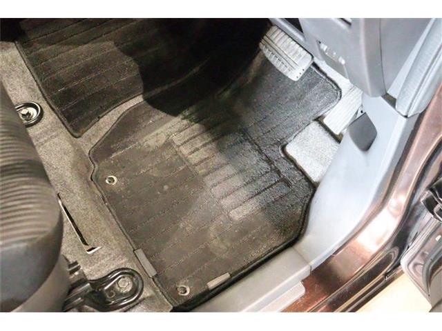 純正・社外問わず綺麗なマットがいいですよ！大切に乗ってきたかがわかります！