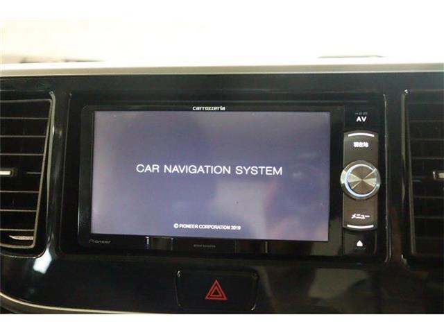 メモリーナビです！メモリーナビは機能も見た目も良いですよ！