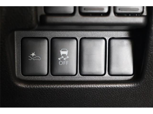 自動で障害物を検知してブレーキ補助をしてくれます！