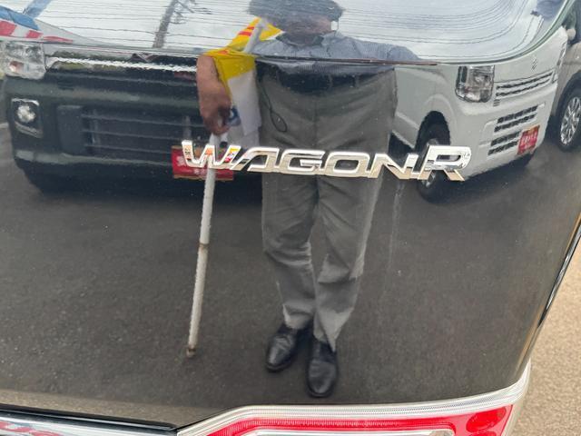 ご購入後も安心！全車保証付のお車を取り揃えております！お車を見て触って比べて頂けます！