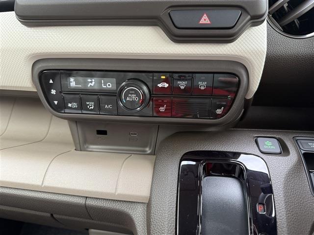 ★200名以上のスタッフで対応★　各専門店に専門のスタッフを配置する事でお客様に合ったアドバイスをさせて頂きます。女性スタッフも多数在籍していますので、女性の方でも安心してご来店ください！！