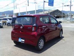 当社は、本店と東温店の2箇所の展示場がございます。本店で撮影した画像の車両でも東温店に展示している車両もございますので、恐れ入りますがご来店いただける際は展示店舗をご確認いただく事をお薦め致します。