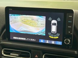 【バックカメラ】駐車時に後方がリアルタイム映像で確認できます。大型商業施設や立体駐車場での駐車時や、夜間のバック時に大活躍！運転スキルに関わらず、今や必須となった装備のひとつです！