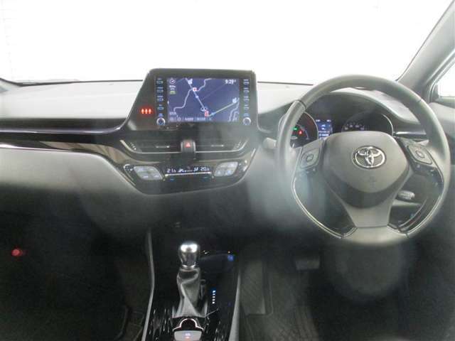 「トヨタ中古車　残価設定型プラン」で月々のお支払いがさらにラクラク♪あらかじめ将来の下取り価格を据え置いて、残りの金額を分割でお支払い。最長5年間までお申し込みが可能。プランはお気軽にご相談ください♪