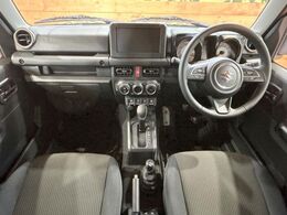 グループ総在庫数約30，000台！！全国の系列店からメーカー・車種問わずご紹介出来るので、あなたにピッタリのお車が見つかるはずです♪まずはお問い合わせ下さい☆