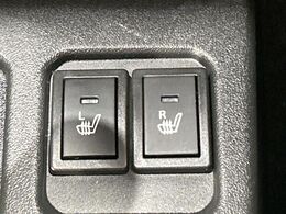 【シートヒーター】寒い日に重宝するシートヒーター！エアコンより早く温まってくれるので寒がりの人も安心ですね♪エアコンの温風は乾燥するから苦手、という方にもをおすすめです。