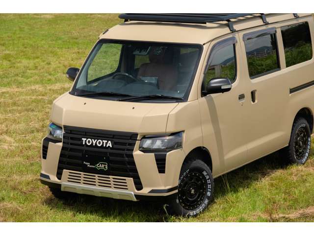 パパママカーズオリジナル☆マウントエース仕様☆張り出し感のあるフロントフェイスでタウンエースの使い勝手はそのままにカッコいい仕上がり！リフトアップやアルミホイールも存在感があります♪