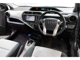 10系、トヨタのアクア、前期モデルが入荷しました。レギュラーで走行するHV車です。車両重量1080kg・JC08モード燃費は35.4km/L・直列4気筒エンジン・74馬力のお車です