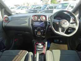 この他にも多数の画像を掲載しております。ご覧いただければ、より詳しくおクルマをご覧いただけます。日本全国への納車・登録も承ります！　※輸送費用等が別途必要となります。ご了承ください