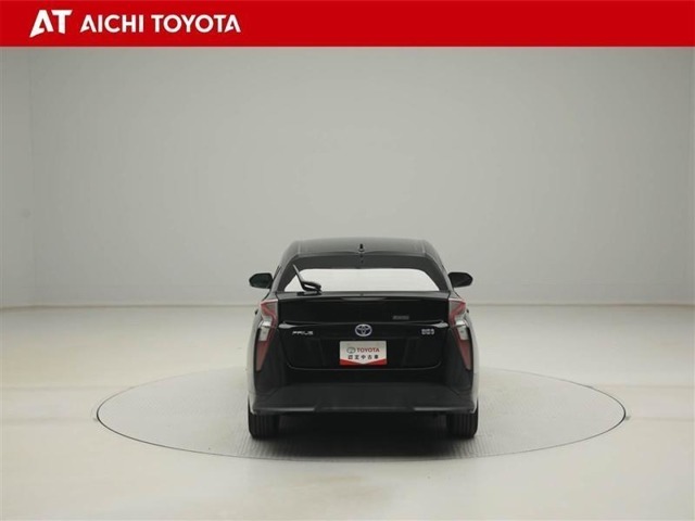 ハイブリッド車を買うならトヨタの『TOYOTA認定中古車』！保証は、初度登録年月より起算して10年間、累計走行距離20万キロ迄。更に、ロングラン保証が1年付で安心安全です♪