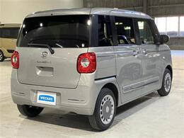 全国に店舗を展開しているのでどこでもお取り寄せが可能です！この車が気になるけど遠方だから・・・と諦める必要はありません！※別途陸送費が必要です。