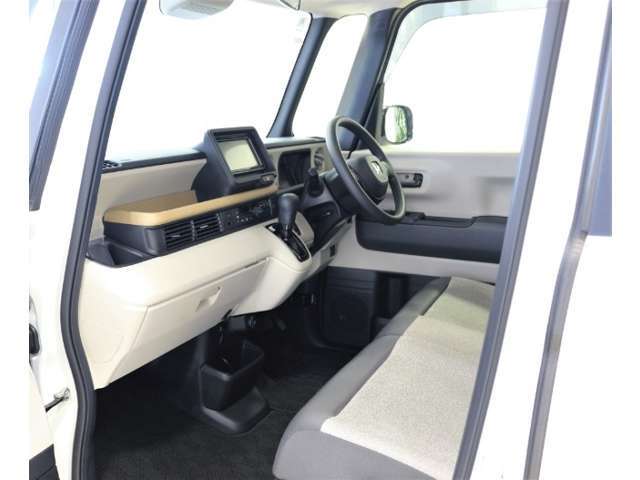 島根県 ホンダ N-BOX 660 L 2023年 1.2万キロ (島根県) ホンダカーズ