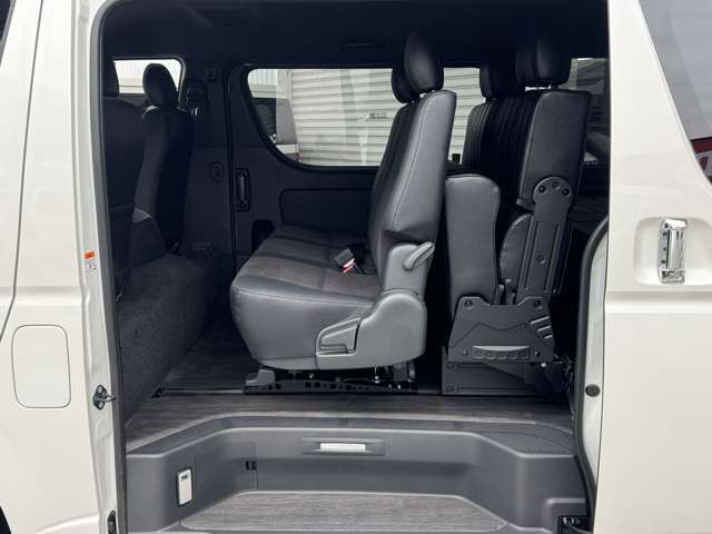 追加カスタパーツ可能！販取り扱い可能メーカーはこちら→VIPER/クリフォード/TSD/GIギア/TRD/モデリスタ/ラブラーク/ヴェレーノ/ケンウッド/パナソニック/AVEST/HONEST