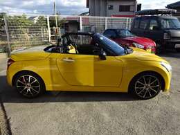 側面右/オープン時