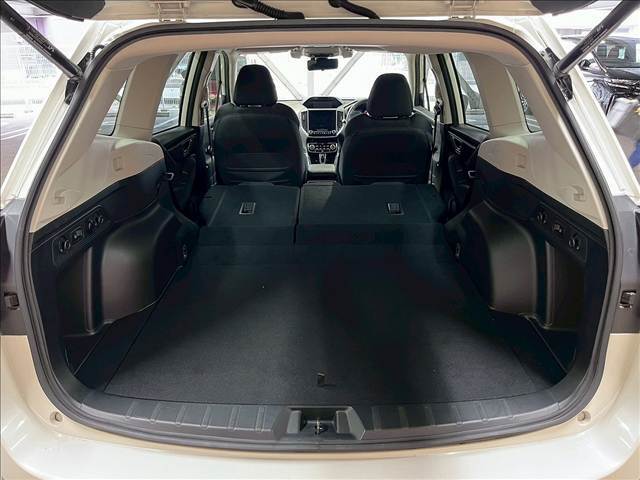 広々としたラゲッジルームは日常・レジャーに活躍する事間違いなし！