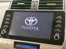 【純正ナビ】人気の純正ナビを装備。オーディオ機能も充実しており、Bluetooth接続すればお持ちのスマホやMP3プレイヤーの音楽を再生可能！毎日の運転がさらに楽しくなります！！