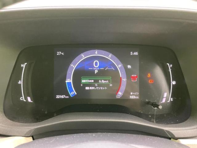 WECARSの展示場では実際に見て、触ってお車をお選びいただけます！知識の豊富な営業スタッフが様々なカーライフをご提案いたします！