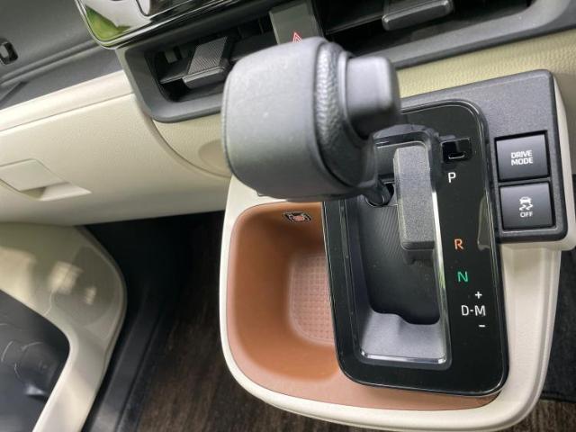 お車に合わせて無料保証以外にも、保証範囲、期間、距離を拡充させた有料保証もご用意しております！中古車の購入が初めてで不安・・・というお客様もご安心ください！
