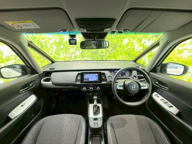 「この車の写真をもっと見たい」「状態が気になる」「この装備はついている？」どんな小さな疑問でもお気軽にお問い合わせください！