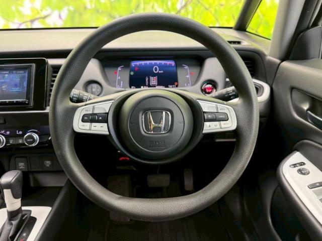 こちらのお車はいかがでしょうか？少しでも気になっていただけましたら是非お問い合わせください！さらにお車の詳細をお送りいたします！