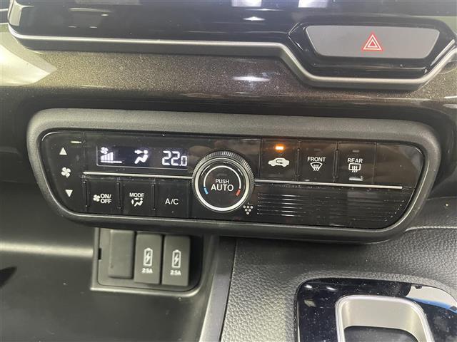 【運転席操作部】快適なドライブを楽しむための機能が装備されています！運転席から触れるので、使いやすいです！除菌プランいれていただくと、さらに清潔で安心していただけます！