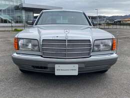 37年経った今でも塗装は輝いています。ワンオーナーで大切に使用されていたようです。