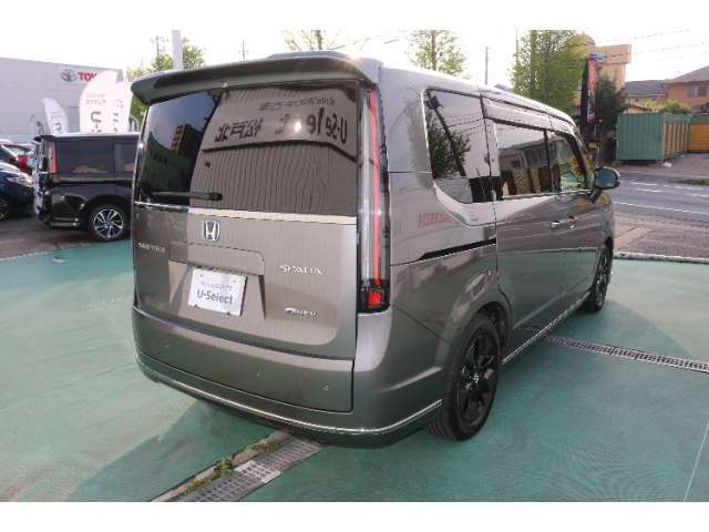 自社整備工場にてHonda車に精通したメカニックが徹底した納車整備を実施し、消耗した部品等は交換し記録簿に記載しますので安心してご使用いただけます。もちろん追加料金は頂きません◎