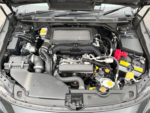 親切・丁寧な専門メカニックスタッフが応対！・車検・点検整備・事故等の修理などアフターサービスも安心。お車のカスタマイズもネクステージのサービススタッフまでご相談ください！