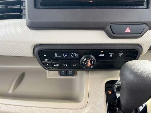 「この車の写真をもっと見たい」「状態が気になる」「この装備はついている？」どんな小さな疑問でもお気軽にお問い合わせください！