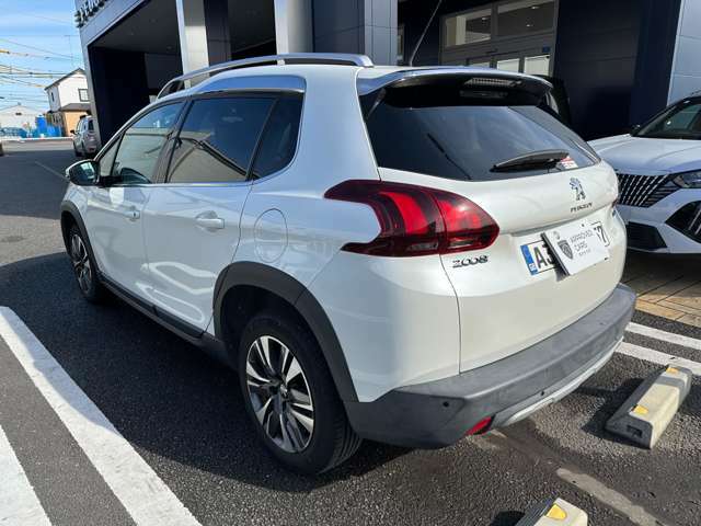 PEUGEOT厚木認定中古車　神奈川県厚木市酒井3175　TEL046-226-6822　atsugi.peugeot-dealer.jp/お気軽にお問い合わせください。